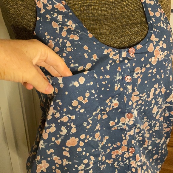 FOREVER 21 splatter paint 🎨 bubble top button up racer back pink & smoky blue - Picture 3 of 8
